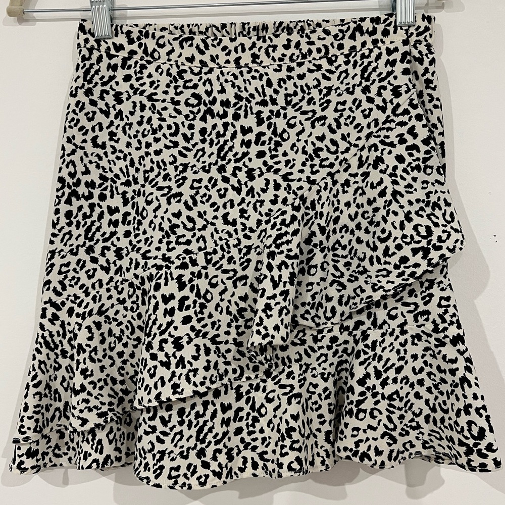 Leopard print skirt